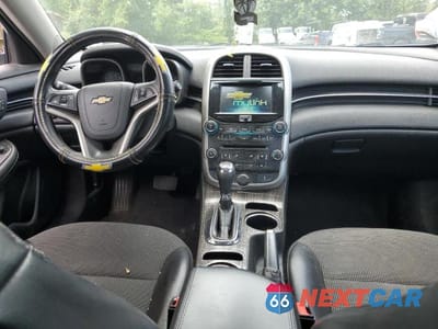 Zdjęcie 8 z 12 samochodu: 2016 CHEVROLET MALIBU LIMITED LT VIN:1G11C5SA1GU116446 - miniatura