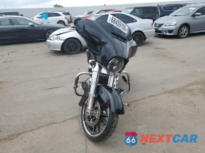 Drugie zdjęcie samochodu z przodu: 2022 HARLEY-DAVIDSON FLHX VIN:1HD1KBC13NB633715 - miniatura