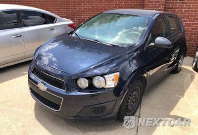 Drugie zdjęcie samochodu z przodu: 2015 CHEVROLET SONIC LS VIN:1G1JA6SH1F4168473 - miniatura