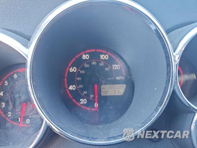 Zdjęcie 9 z 12 samochodu: 2004 TOYOTA COROLLA MATRIX XR VIN:2T1KR32E04C236653 - miniatura