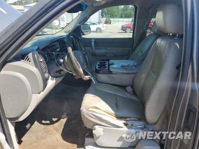Zdjęcie 7 z 12 samochodu: 2007 GMC NEW SIERRA K1500 VIN:2GTEK19J271573594 - miniatura
