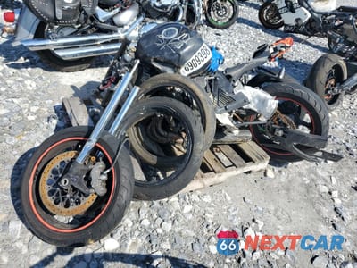 Trzecie zdjęcie samochodu z tyłu: 2017 SUZUKI GSX-R600 VIN:JS1GN7FA9H2100682 - miniatura