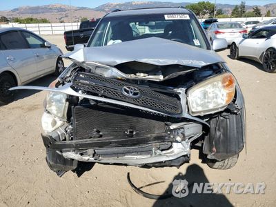 Piąte zdjęcie samochodu w środku: 2004 TOYOTA RAV4 VIN:JTEGD20V440032316 - miniatura