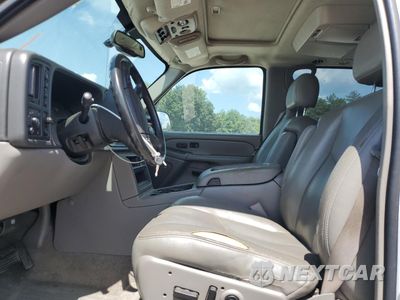 Zdjęcie 7 z 15 samochodu: 2004 CHEVROLET TAHOE K1500 VIN:1GNEK13T84J293858 - miniatura