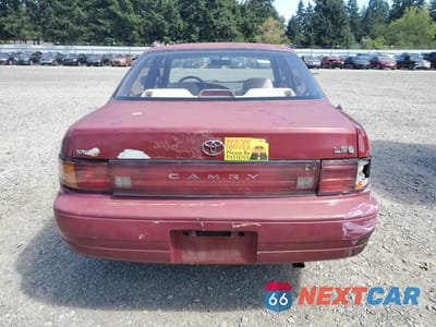 Zdjęcie 6 z 14 samochodu: 1994 TOYOTA CAMRY LE VIN:JT2SK12E1R0262410 - miniatura