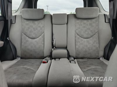 Zdjęcie 10 z 13 samochodu: 2011 TOYOTA RAV4 VIN:2T3ZF4DV4BW056332 - miniatura