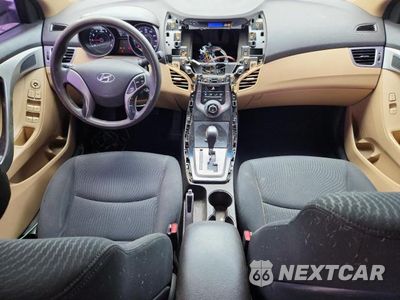 Zdjęcie 8 z 13 samochodu: 2013 HYUNDAI ELANTRA GLS VIN:5NPDH4AE4DH372767 - miniatura