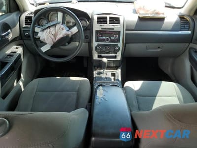 Zdjęcie 8 z 12 samochodu: 2009 DODGE CHARGER VIN:2B3KA43D89H596495 - miniatura