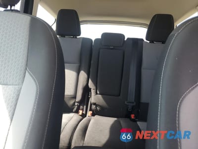 Zdjęcie 10 z 13 samochodu: 2019 FORD ESCAPE SE VIN:1FMCU9GD1KUB31234 - miniatura