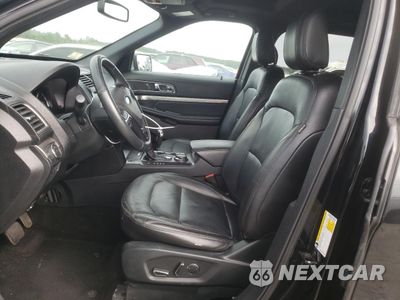 Zdjęcie 7 z 16 samochodu: 2018 FORD EXPLORER XLT VIN:1FM5K8D84JGC59366 - miniatura
