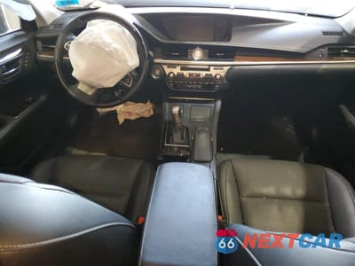 Zdjęcie 8 z 12 samochodu: 2018 LEXUS ES 350 VIN:58ABK1GG2JU115449 - miniatura