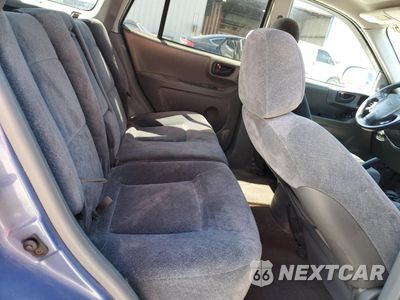 Zdjęcie 11 z 15 samochodu: 2002 HYUNDAI SANTA FE GLS VIN:KM8SC13D92U218496 - miniatura