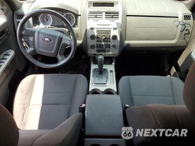 Zdjęcie 8 z 15 samochodu: 2012 FORD ESCAPE XLT VIN:1FMCU0D77CKA98408 - miniatura