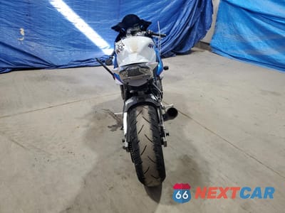 Czwarte zdjęcie samochodu z boku: 2016 BMW S 1000 RR VIN:WB10D1009GZ336081 - miniatura