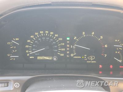 Zdjęcie 9 z 13 samochodu: 2001 LEXUS LX 470 VIN:JTJHT00W013505712 - miniatura