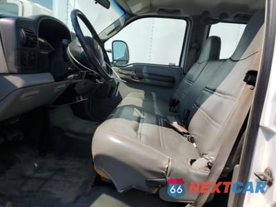 Zdjęcie 7 z 13 samochodu: 2006 FORD F550 SUPER DUTY VIN:1FDAW56P56EB43294 - miniatura