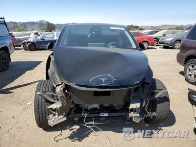 Piąte zdjęcie samochodu w środku: 2024 TESLA MODEL Y VIN:7SAYGDED3RF052418 - miniatura