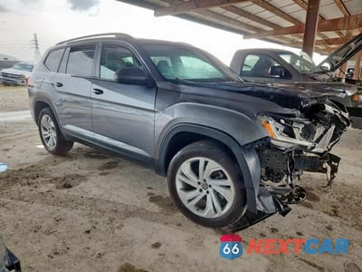 Czwarte zdjęcie samochodu z boku: 2023 VOLKSWAGEN ATLAS SE VIN:1V2KR2CA0PC521791 - miniatura