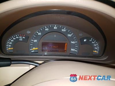 Zdjęcie 9 z 12 samochodu: 2001 MERCEDES-BENZ C 240 VIN:WDBRF61J11F088795 - miniatura