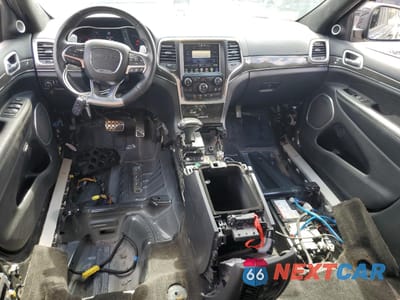 Zdjęcie 8 z 14 samochodu: 2015 JEEP GRAND CHEROKEE SRT-8 VIN:1C4RJFDJ0FC894583 - miniatura