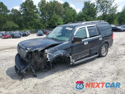 2004 LINCOLN NAVIGATOR 5LMFU28R14LJ39306 - główne zdjęcie licytacji z USA - miniatura