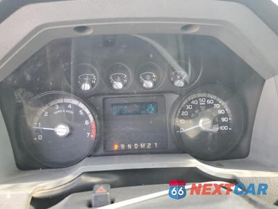 Zdjęcie 8 z 10 samochodu: 2013 FORD F350 SD - UTILITY TRUCK - PRIOR FLEET VIN:1FDRF3A62DEB92617 - miniatura