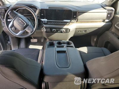 Zdjęcie 8 z 12 samochodu: 2023 GMC SIERRA K1500 SLE VIN:1GTUUBED9PZ252901 - miniatura