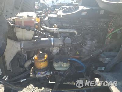 Zdjęcie 7 z 10 samochodu: 2017 FREIGHTLINER CASCADIA 125 SEMI TRUCK VIN:3AKJGLDR6HSHZ9805 - miniatura