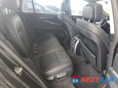 Zdjęcie 10 z 12 samochodu: 2011 BMW 550 GT VIN:WBASN4C56BC209976 - miniatura