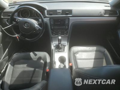 Zdjęcie 8 z 13 samochodu: 2019 VOLKSWAGEN PASSAT WOLFSBURG VIN:1VWLA7A31KC007968 - miniatura
