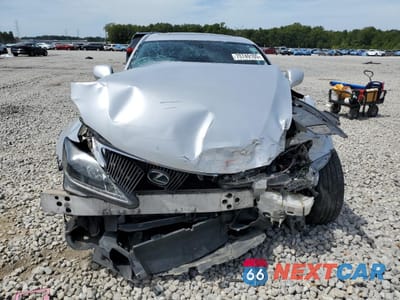 Piąte zdjęcie samochodu w środku: 2006 LEXUS IS 350 VIN:JTHBE262162004911 - miniatura