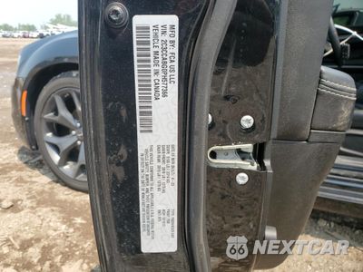 Zdjęcie 12 z 14 samochodu: 2023 CHRYSLER 300 S VIN:2C3CCABG0PH577366 - miniatura