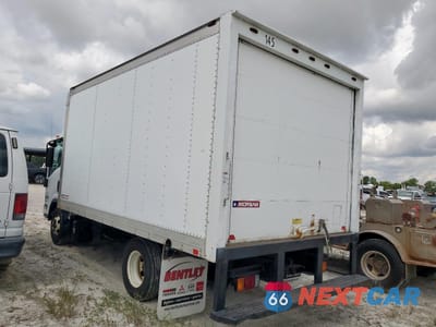 Drugie zdjęcie samochodu z przodu: 2013 ISUZU NPR VIN:JALB4W173D7400657 - miniatura