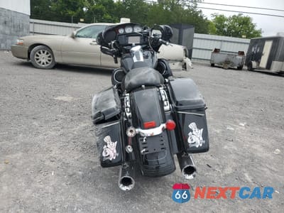 Czwarte zdjęcie samochodu z boku: 2015 HARLEY-DAVIDSON FLHXS STREET GLIDE SPECIAL VIN:1HD1KRM11FB688995 - miniatura