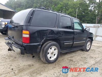 Trzecie zdjęcie samochodu z tyłu: 2001 CHEVROLET TAHOE K1500 VIN:1GNEK13T41J106837 - miniatura