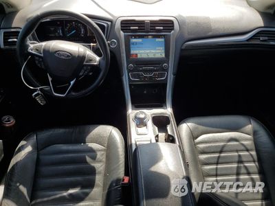 Zdjęcie 8 z 12 samochodu: 2018 FORD FUSION SE HYBRID VIN:3FA6P0LU6JR118887 - miniatura