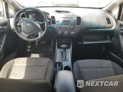 Zdjęcie 8 z 14 samochodu: 2014 KIA FORTE EX VIN:KNAFX4A8XE5119831 - miniatura