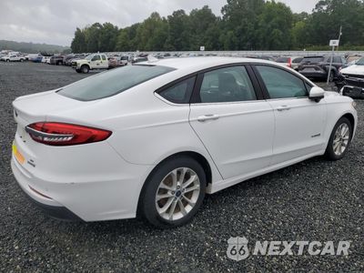 Trzecie zdjęcie samochodu z tyłu: 2019 FORD FUSION SE VIN:3FA6P0LU6KR124786 - miniatura