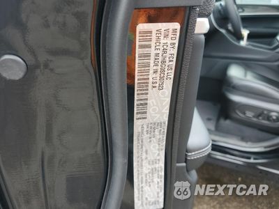 Zdjęcie 13 z 14 samochodu: 2025 JEEP GRAND CHEROKEE LIMITED VIN:1C4RJHBG0SC307523 - miniatura