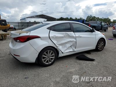 Trzecie zdjęcie samochodu z tyłu: 2016 HYUNDAI ELANTRA SE VIN:5NPDH4AE2GH710090 - miniatura