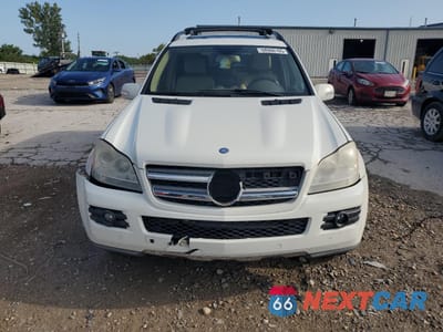 Piąte zdjęcie samochodu w środku: 2008 MERCEDES-BENZ GL 450 4MATIC VIN:4JGBF71E08A331043 - miniatura
