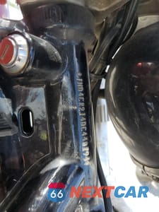 Zdjęcie 8 z 9 samochodu: 2013 HARLEY-DAVIDSON XL883 SUPERLOW VIN:1HD4CR214DC440194 - miniatura