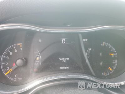Zdjęcie 9 z 14 samochodu: 2018 JEEP GRAND CHEROKEE LAREDO VIN:1C4RJFAG9JC376182 - miniatura