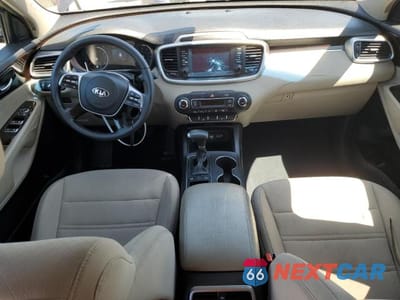 Zdjęcie 8 z 13 samochodu: 2020 KIA SORENTO L VIN:5XYPG4A36LG708410 - miniatura