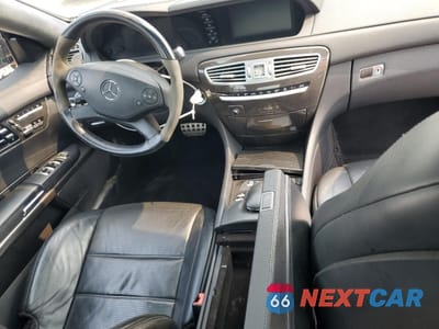 Zdjęcie 8 z 12 samochodu: 2011 MERCEDES-BENZ CL 63 AMG VIN:WDDEJ7EB6BA027471 - miniatura
