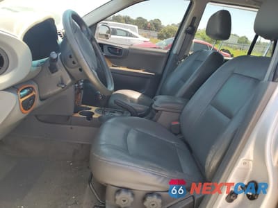 Zdjęcie 7 z 13 samochodu: 2001 HYUNDAI SANTA FE GLS VIN:KM8SC83D31U029432 - miniatura