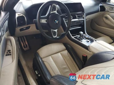 Zdjęcie 8 z 12 samochodu: 2019 BMW M850XI VIN:WBABC4C58KBU96930 - miniatura
