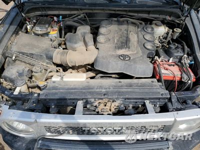 Zdjęcie 12 z 16 samochodu: 2014 TOYOTA FJ CRUISER VIN:JTEBU4BF7EK201682 - miniatura