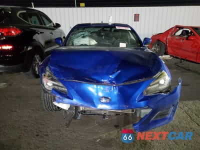 Piąte zdjęcie samochodu w środku: 2018 SUBARU BRZ 2.0 PREMIUM VIN:JF1ZCAB10J9602359 - miniatura