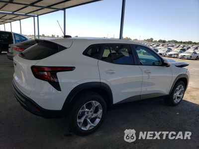 Trzecie zdjęcie samochodu z tyłu: 2025 CHEVROLET TRAX LS VIN:KL77LFEPXSC179287 - miniatura